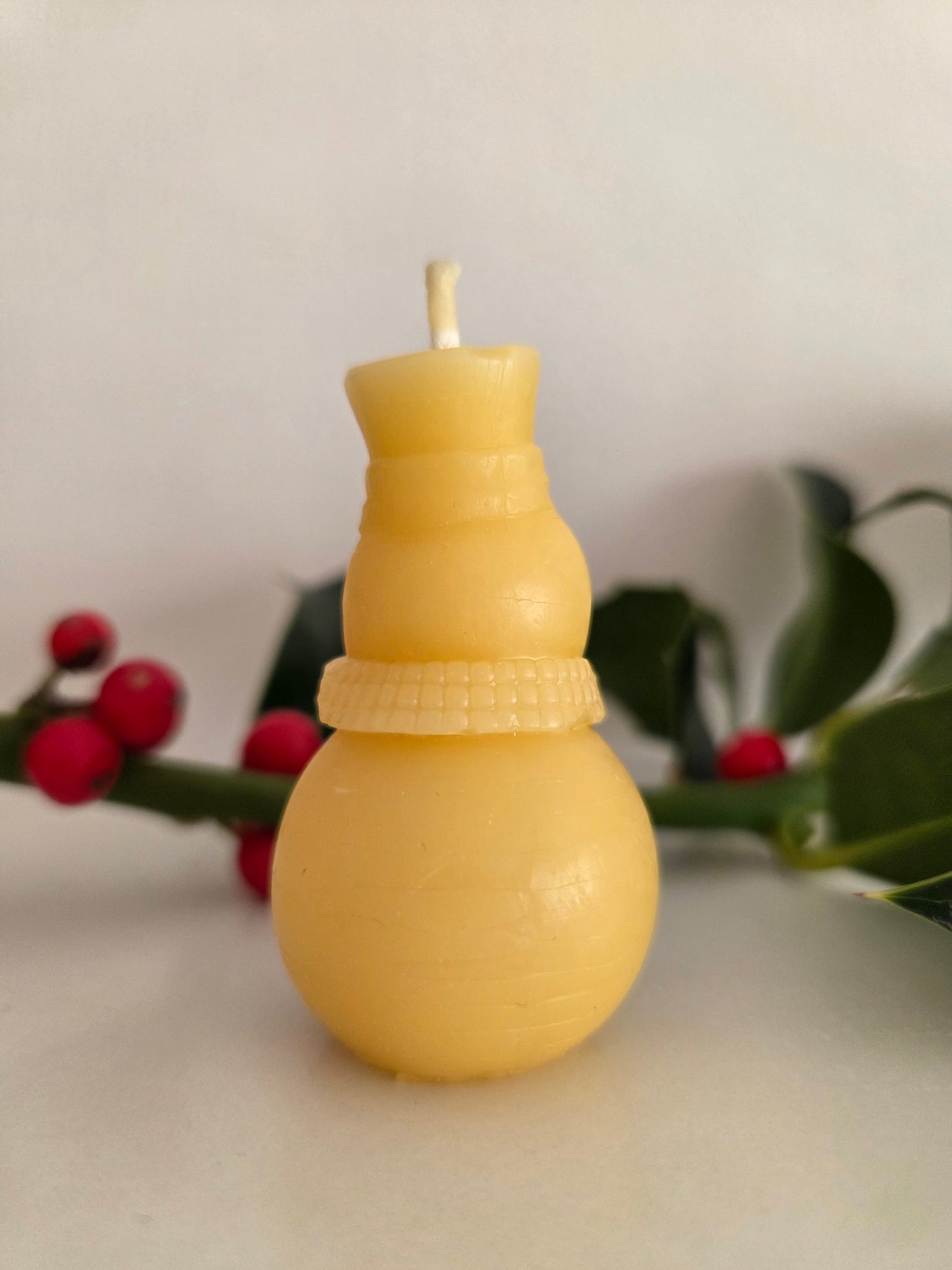 Beeswax Small Snowman Candle