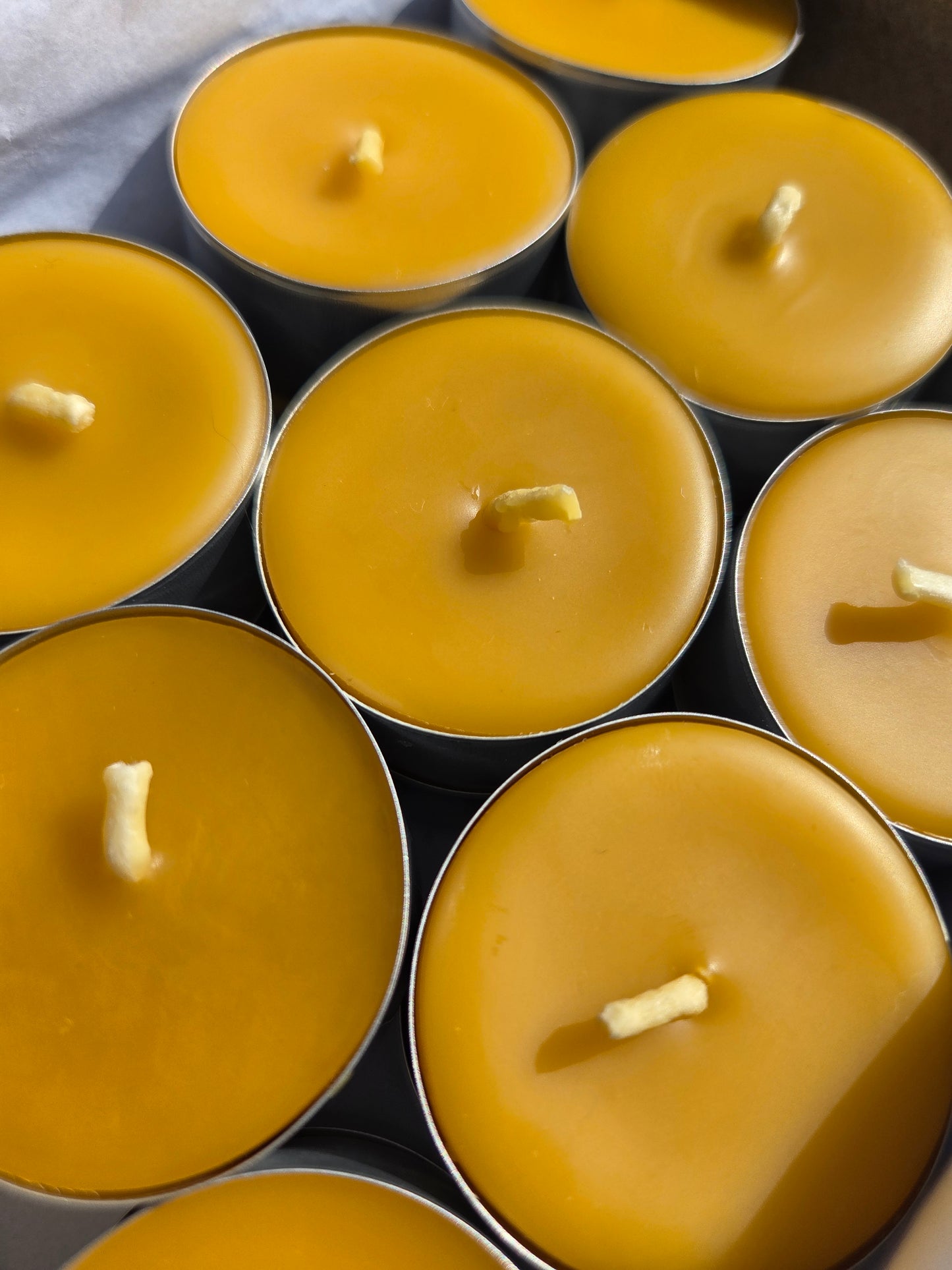 Beeswax Tealights