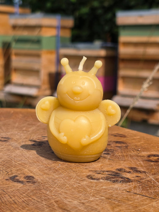 Beeswax 'Miss Honey' Candle