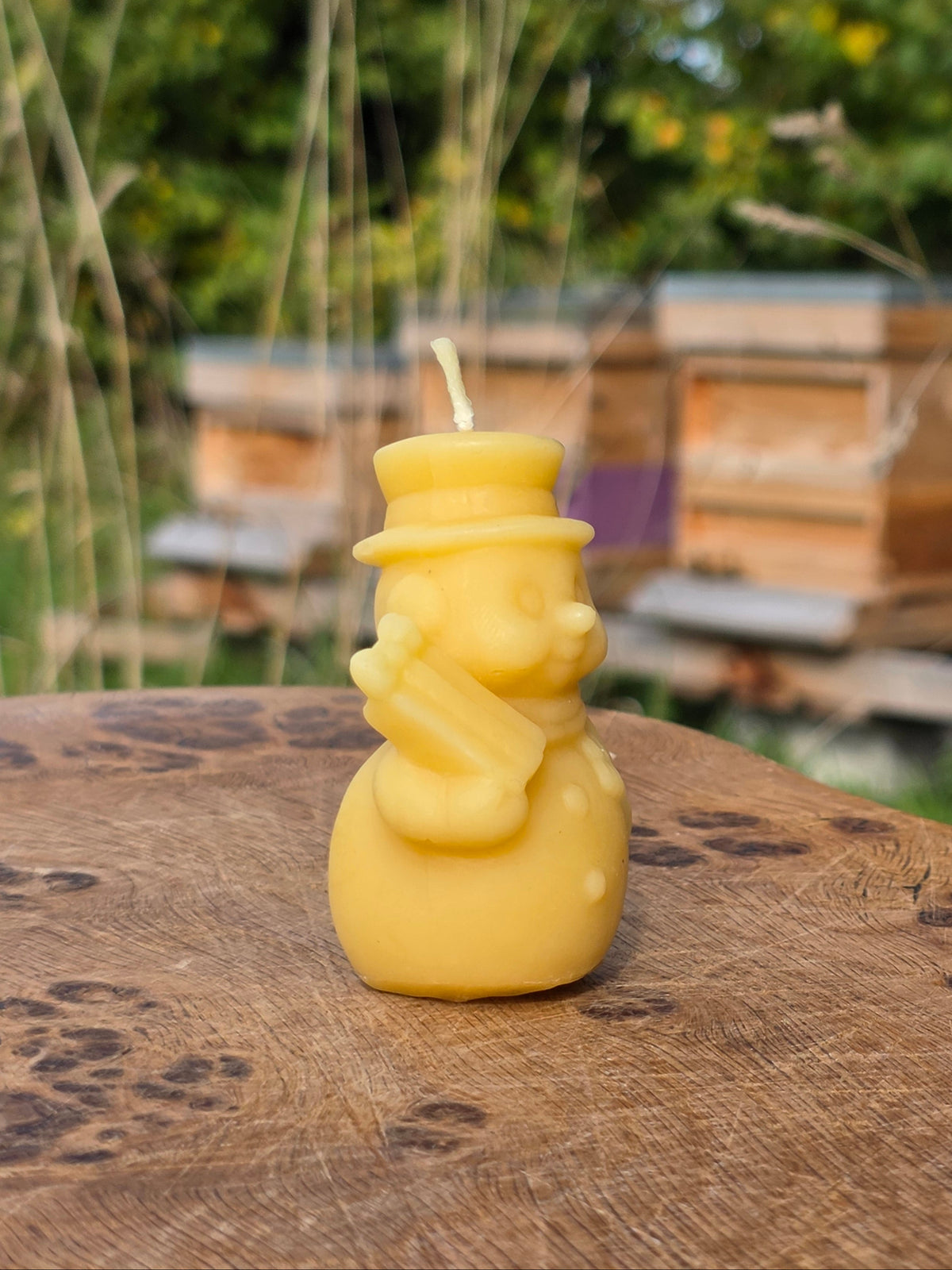 Beeswax 90's Snowman Candle